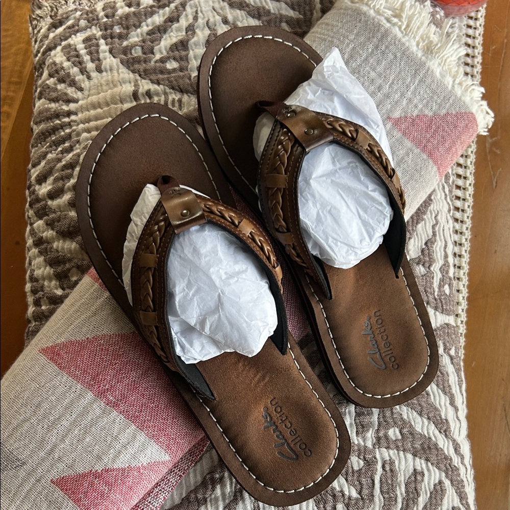 Brown Leather Look Clark’s Flip Flops Worn In Look Size 8 New With Tags - Picture 2 of 5
